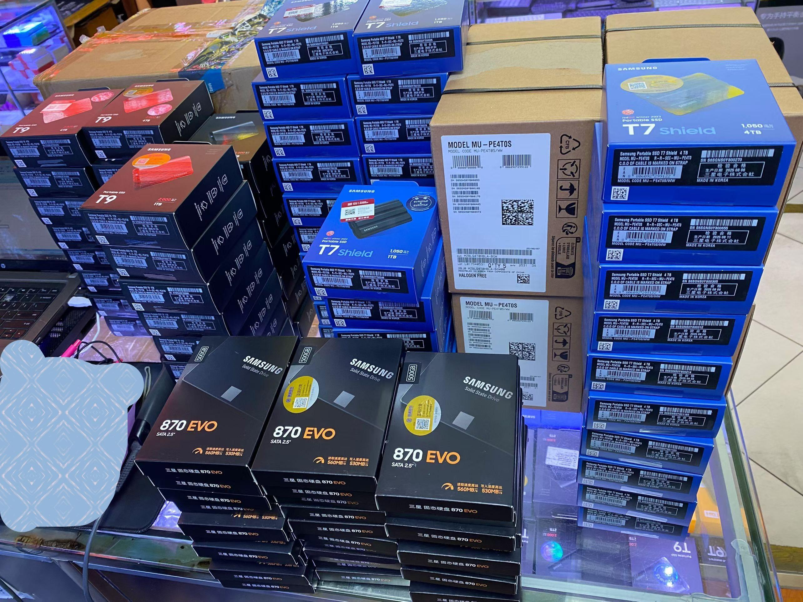 Samsung SSD 870evo 990 PRO